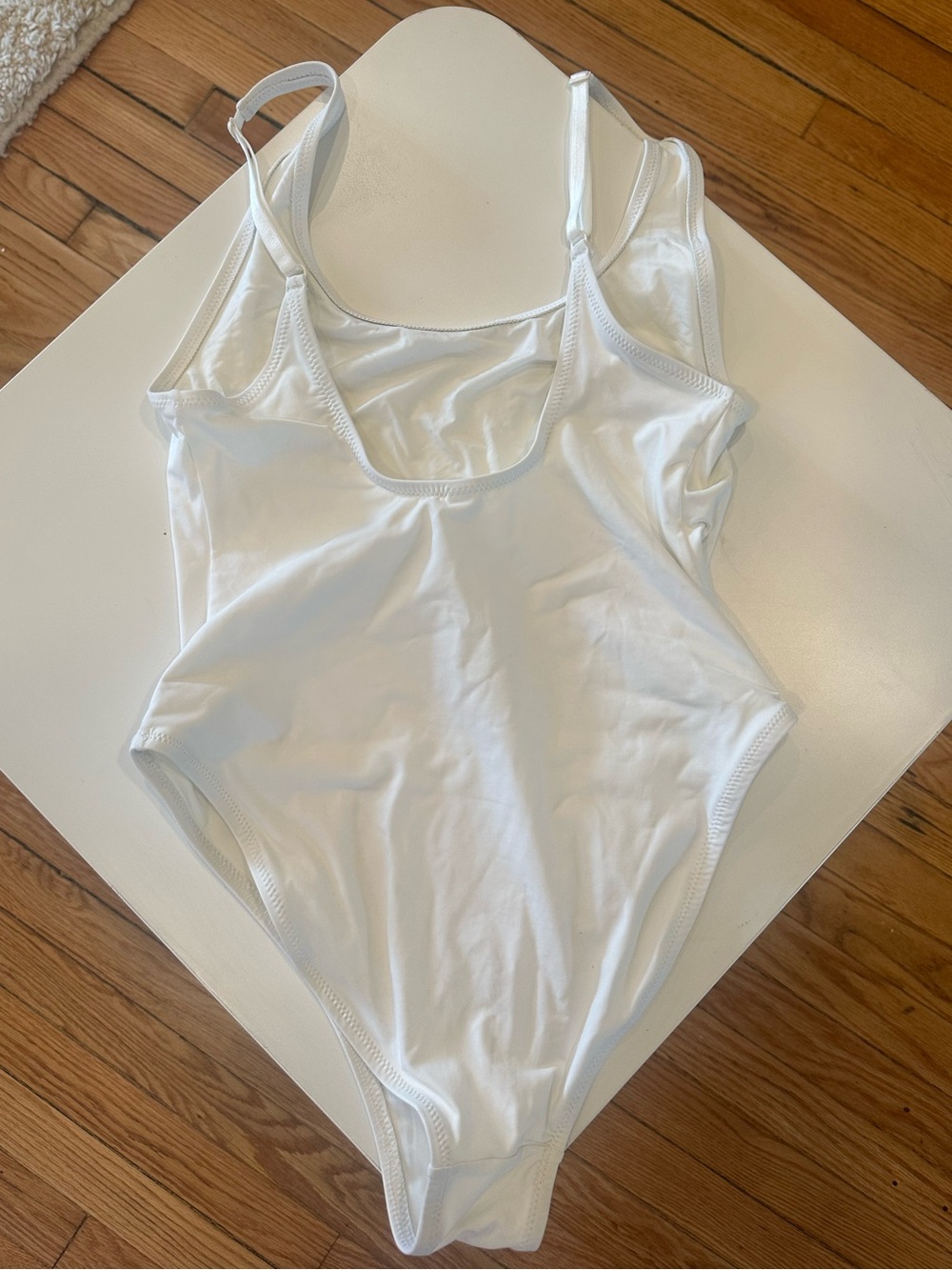 SKIMS Signature Swim Scoop Neck One Piece Large - Picture 4 of 9
